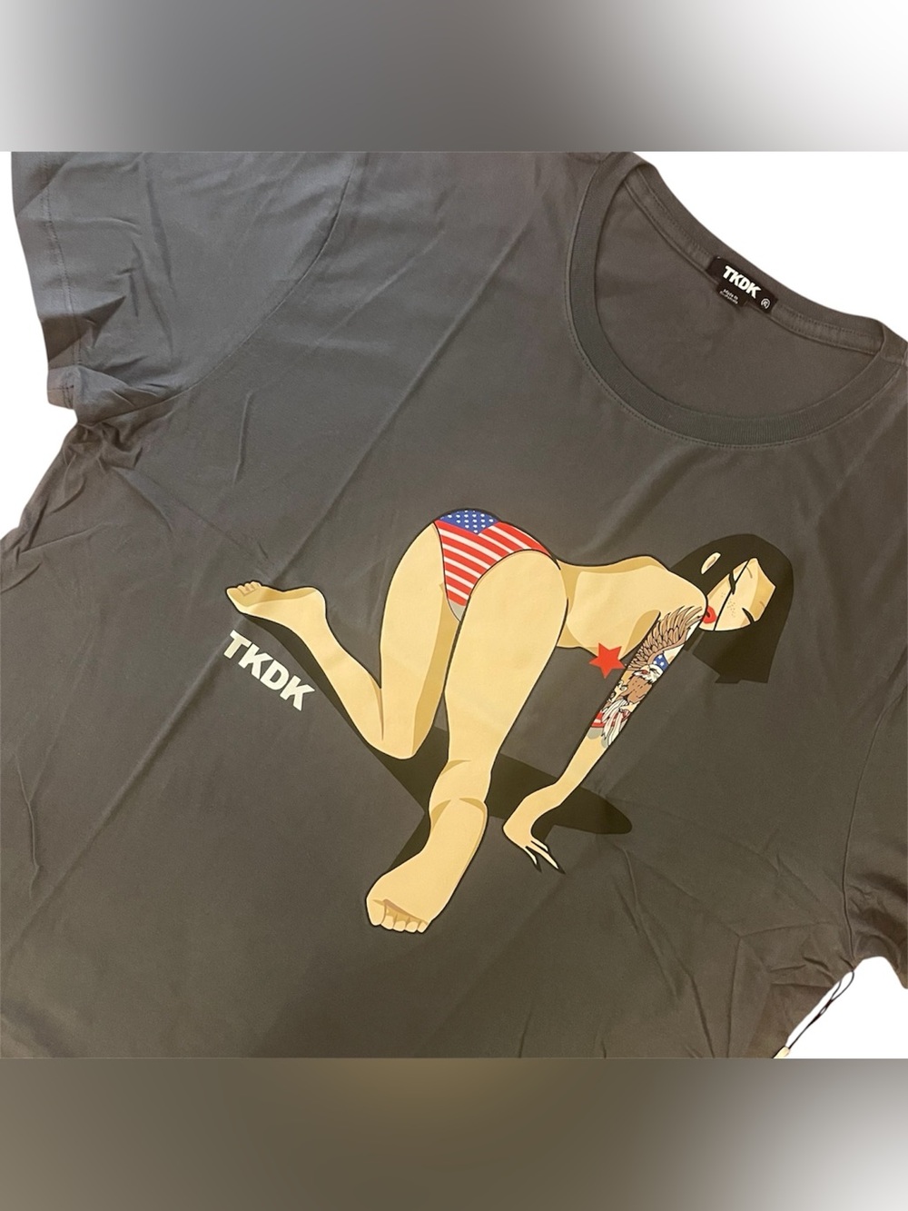 NEW Tokidoki American Girl w/ Eagle Tattoo Gray T-Shirt Men’s X-Large Tee XL NWT